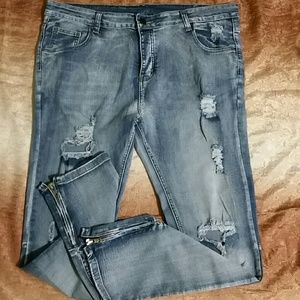 New Men ripped jeans w/zippers on inside leg w/str